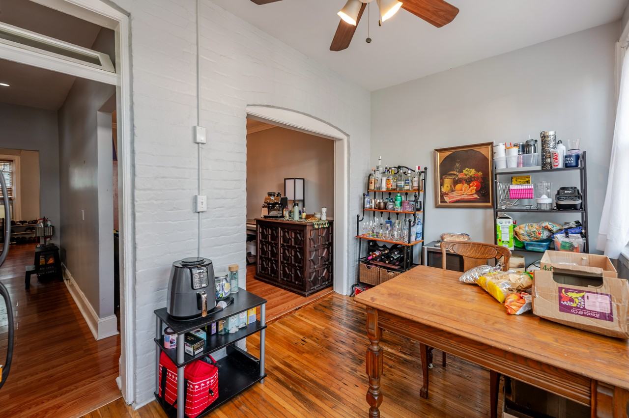 236 Channing St Ne - Photo 6 of 42
