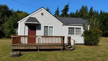 featured image of 2831 N Oak Harbor Rd #2831