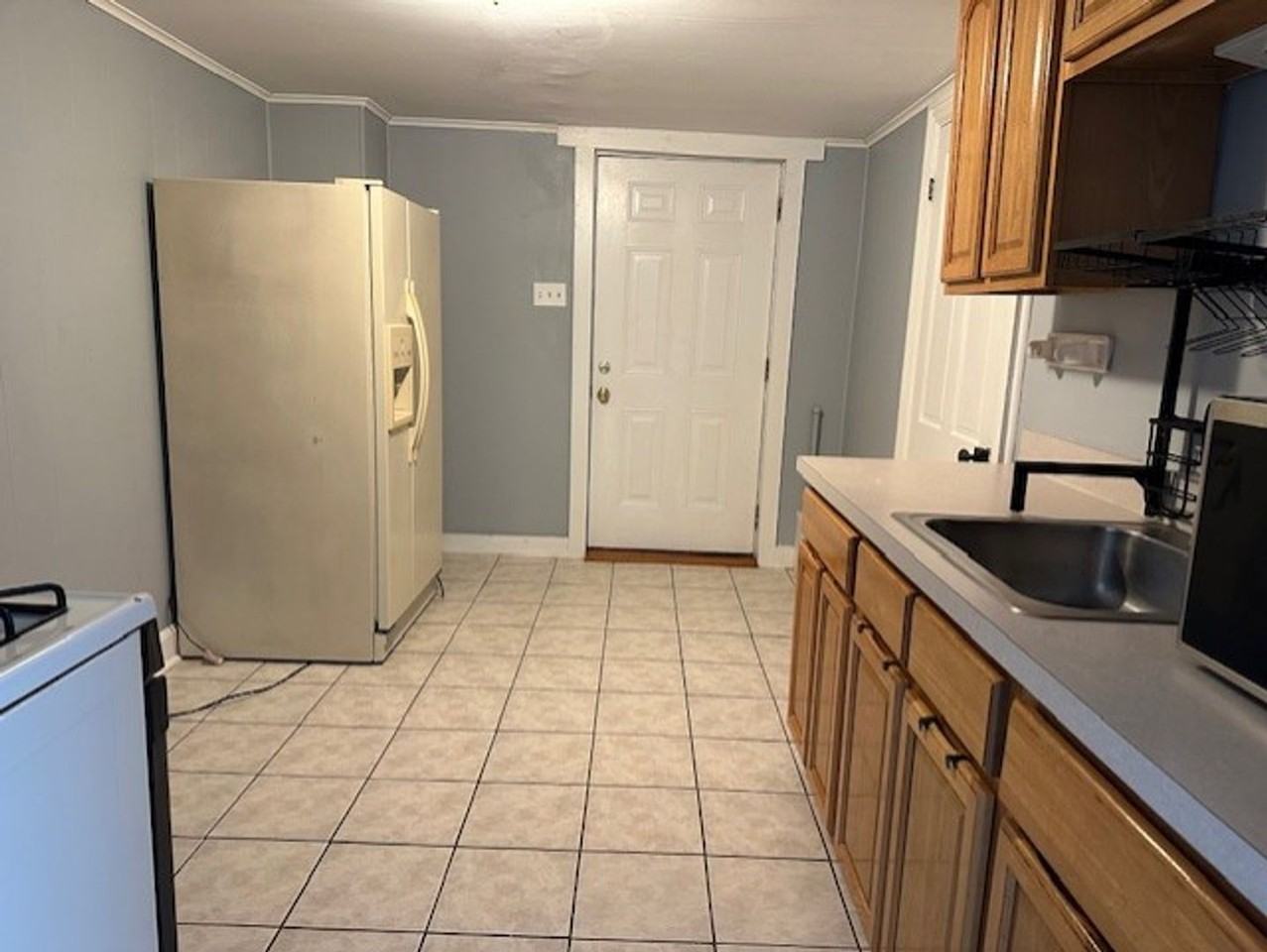 116 Lemon St #2 - Photo 4 of 10