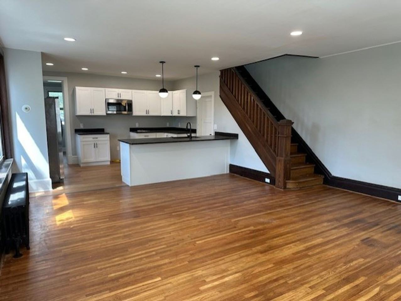 117 Houston Ave - Photo 3 of 14