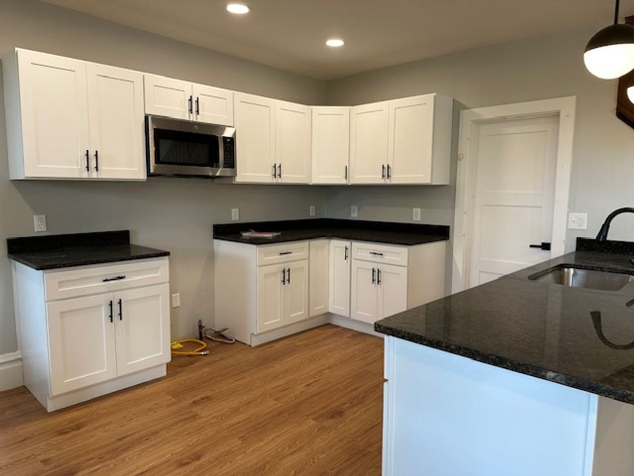 117 Houston Ave - Photo 4 of 14