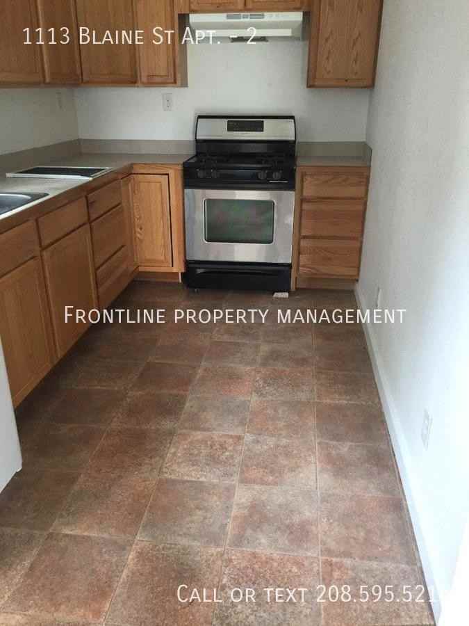 1113 Blaine St #2 - Photo 2 of 8