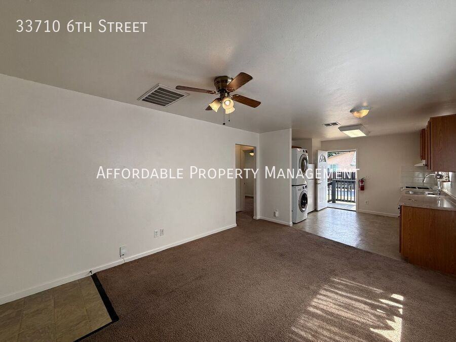 33710 6th St - Photo 3 of 18