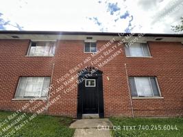 featured image of 154 E Walnut St Apt 1 #Apt 1