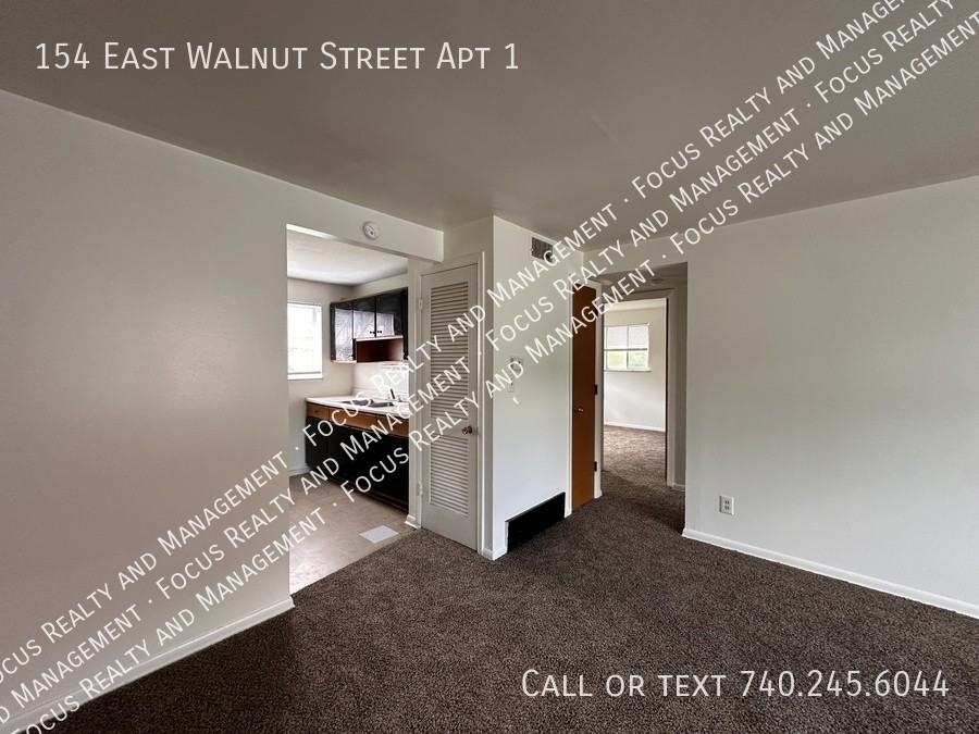 154 E Walnut St Apt 1 - Photo 5 of 10