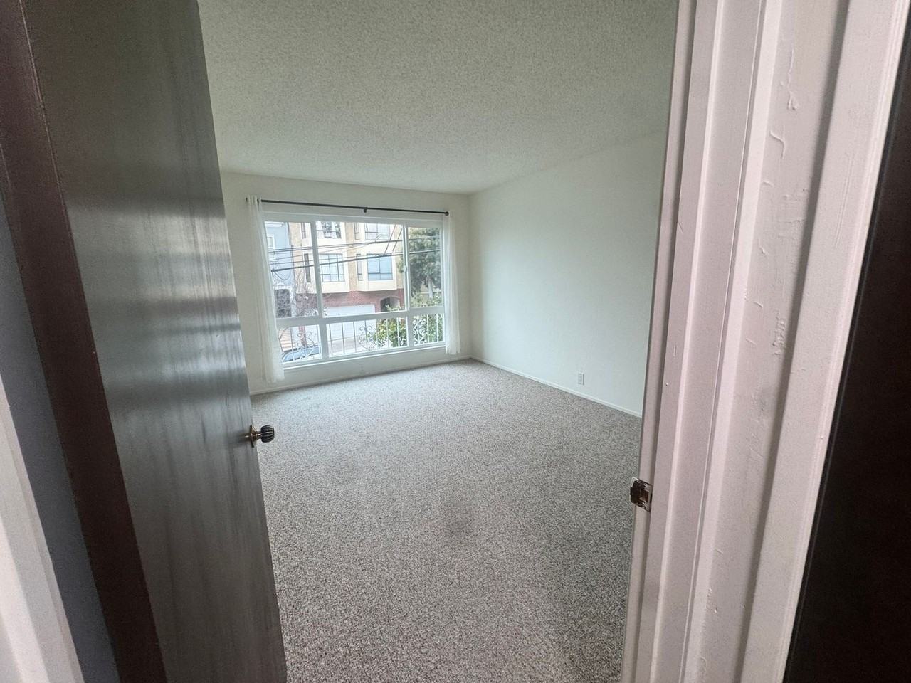 725 18th Ave #1 - Photo 4 of 11