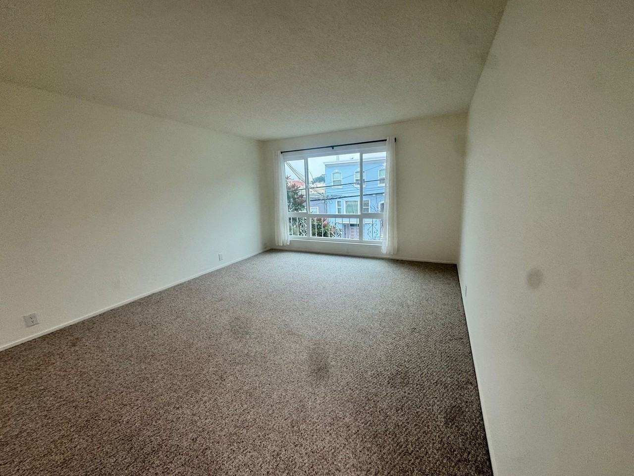 725 18th Ave #1 - Photo 7 of 11
