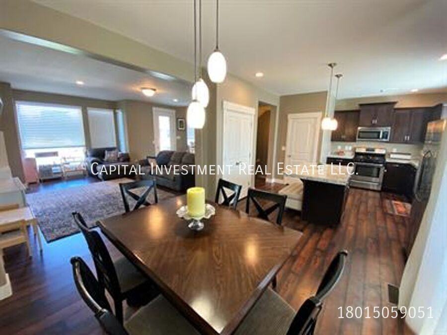 4943 W Daybreak Pkwy - Photo 5 of 25