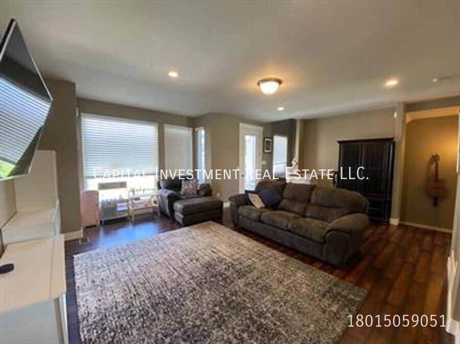 4943 W Daybreak Pkwy - Photo 6 of 25