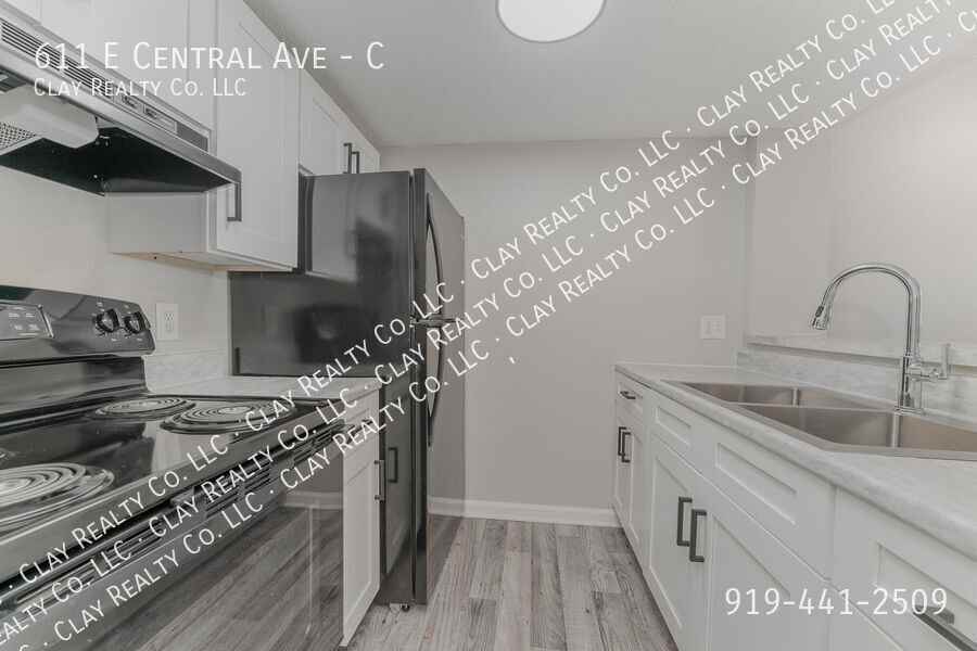 611 E Central Ave #C - Photo 7 of 49