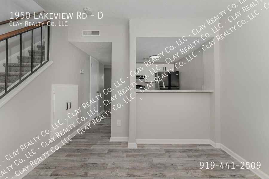 1950 Lakeview Rd #D - Photo 5 of 49