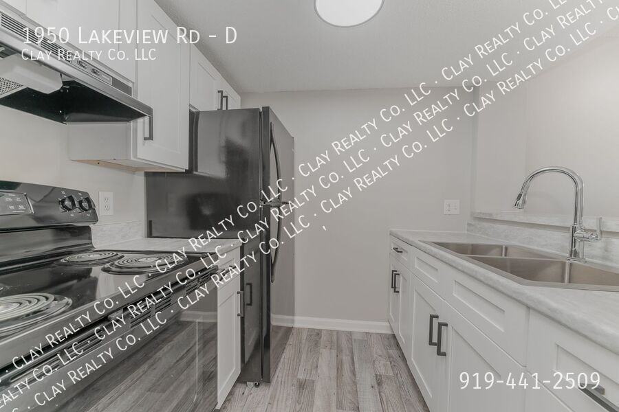 1950 Lakeview Rd #D - Photo 7 of 49