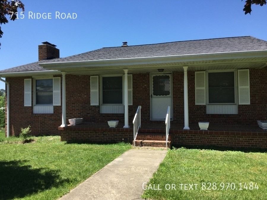 715 Ridge Rd - Photo 2 of 6