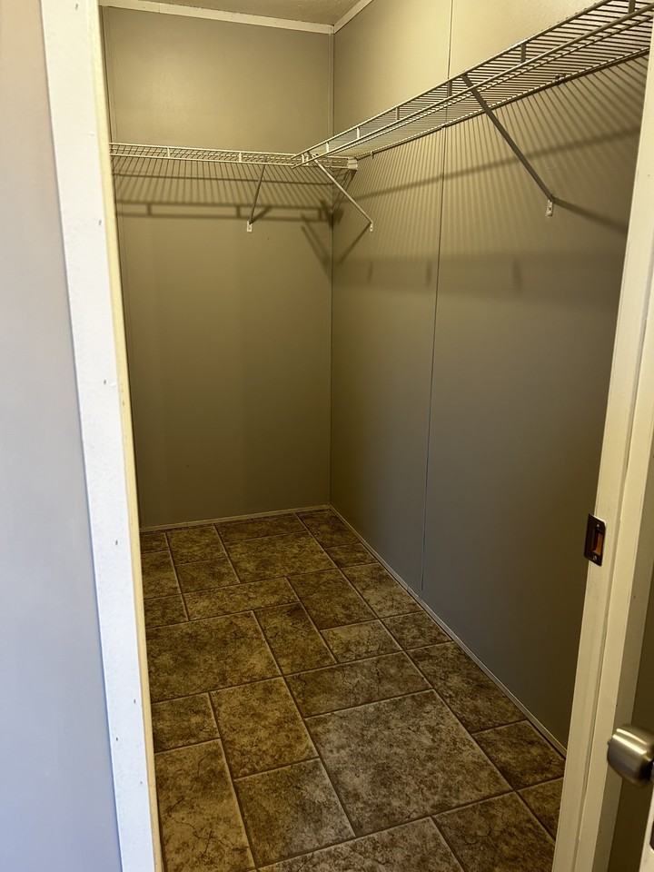 31 Buena Vista Dr #1 - Photo 4 of 10