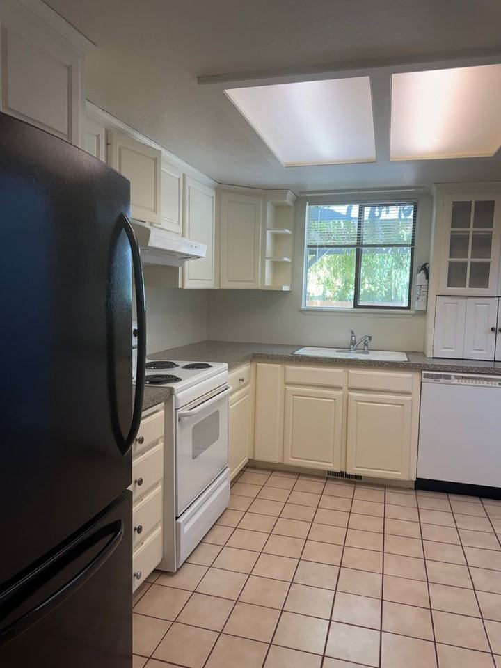 314 Vincent St - Photo 6 of 18