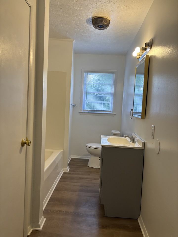 4946 Robin St #1 - Photo 7 of 9