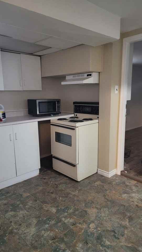 8500 107 St Nw && 10670 85 Ave Nw - Photo 6 of 8