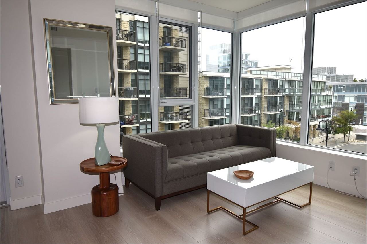 108 Waterfront Court - Photo 5 of 14
