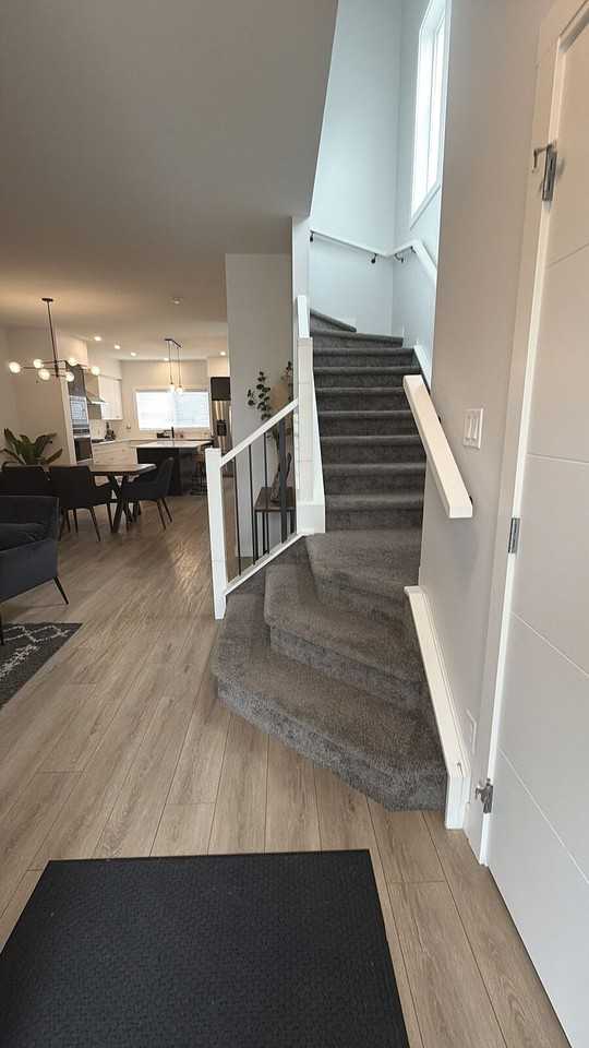 9 Legacy Glen Link Se - Photo 3 of 23