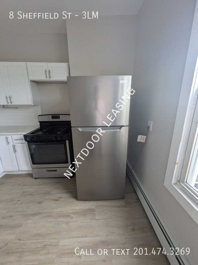 8 Sheffield St #3LM - Photo 3 of 7