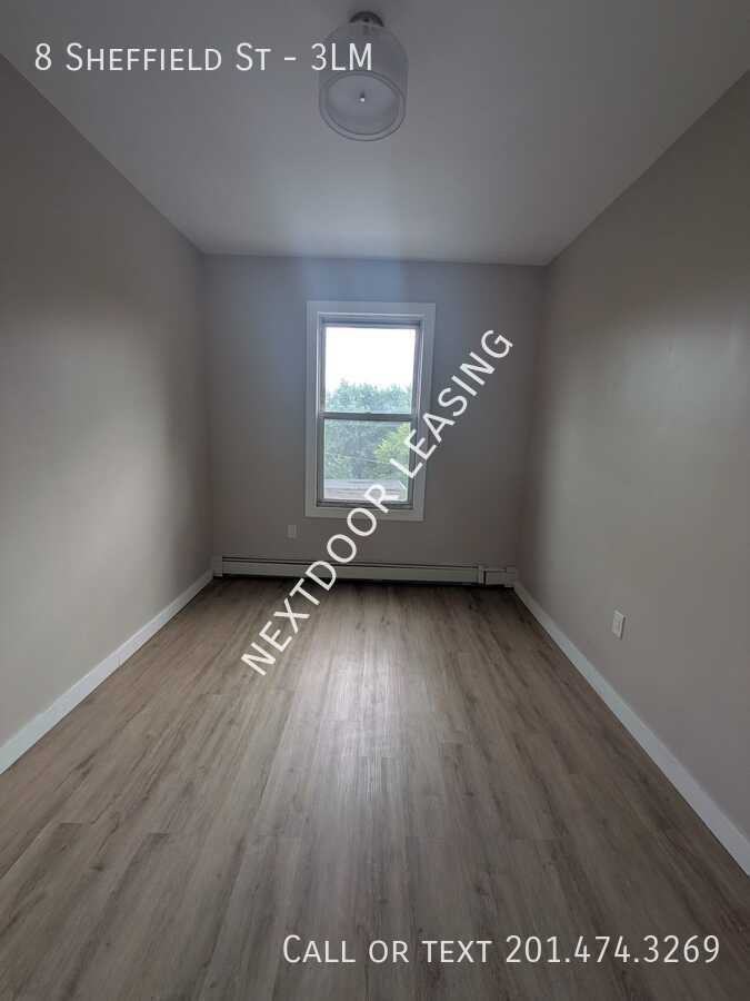 8 Sheffield St #3LM - Photo 5 of 7