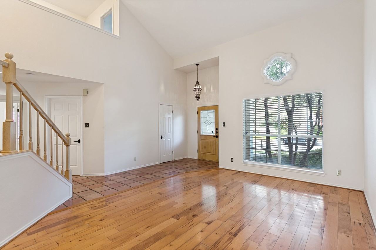 2535 Chestnut Bnd - Photo 3 of 25