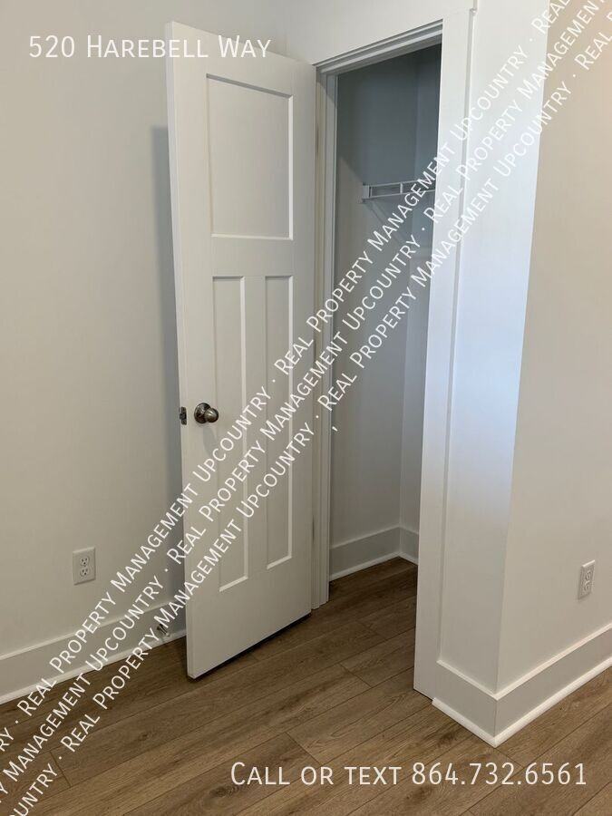 520 Harebell Way - Photo 3 of 17