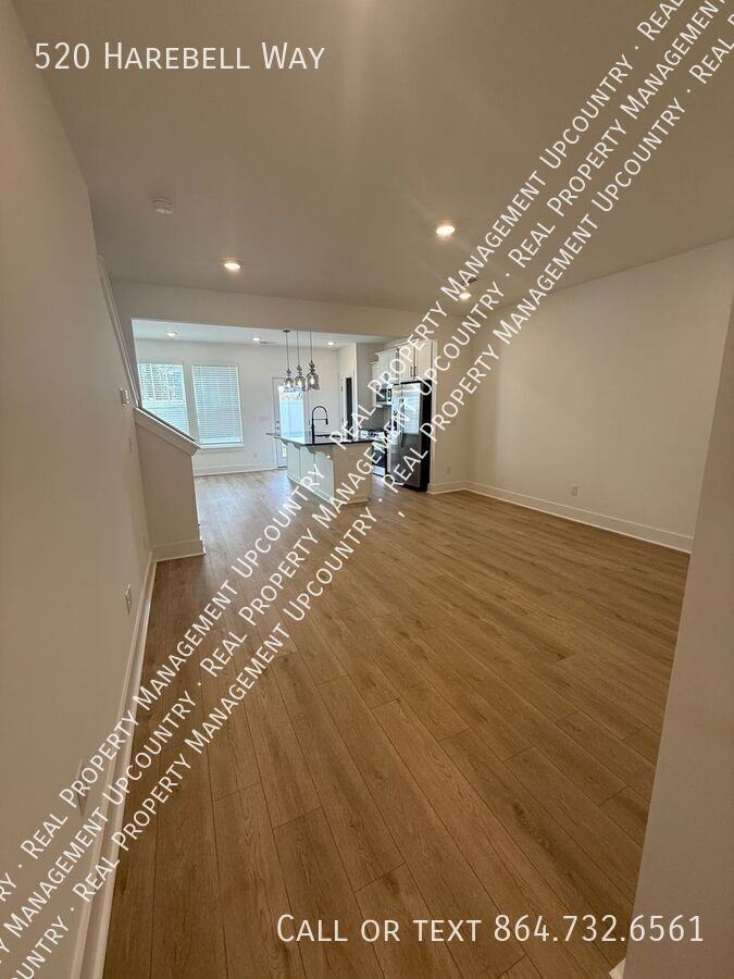 520 Harebell Way - Photo 5 of 17