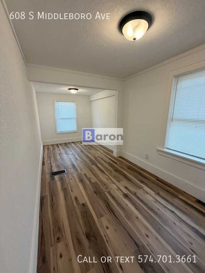 608 S Middleboro Ave - Photo 2 of 9