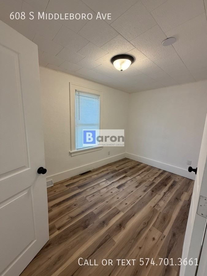 608 S Middleboro Ave - Photo 5 of 9