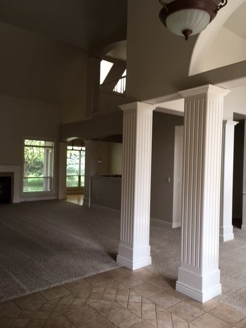 576 E Riverchase Way - Photo 3 of 25