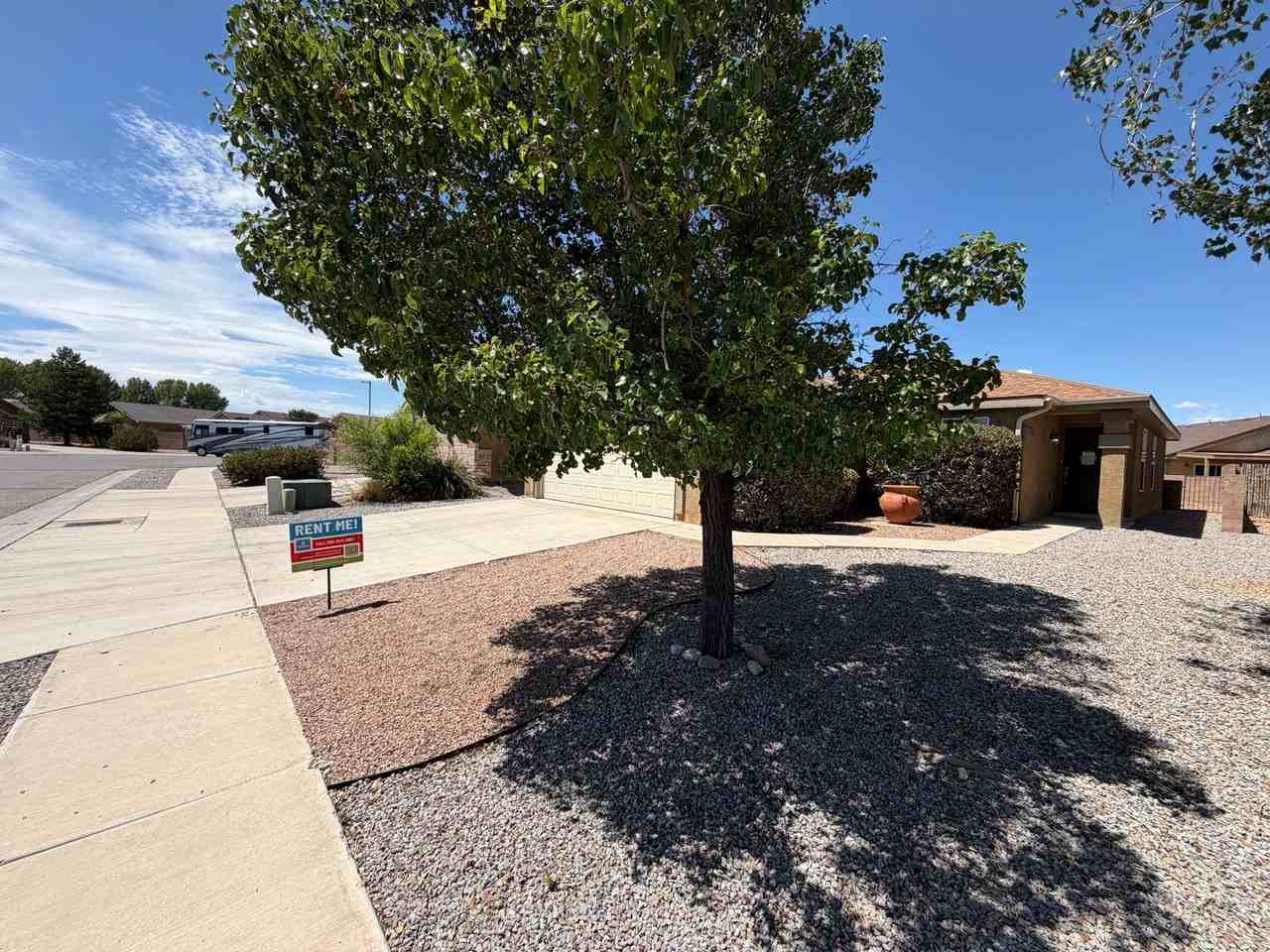 8035 Sierra Altos Pl Nw - Photo 2 of 30