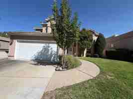 featured image of 6517 Glen Oak Ne