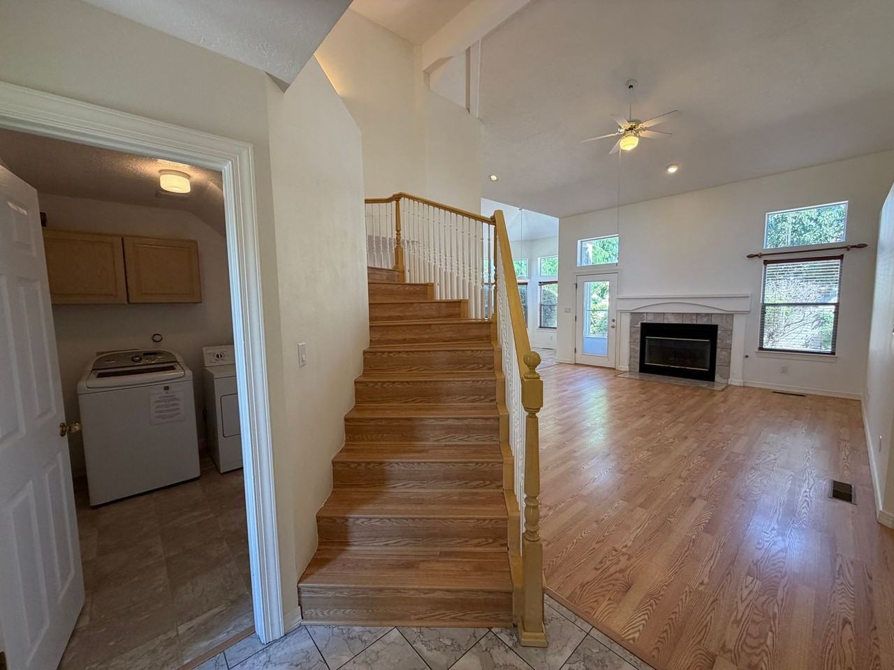 6517 Glen Oak Ne - Photo 5 of 40