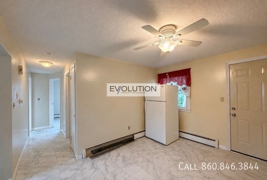 32 Dean Dr #2W - Photo 4 of 13