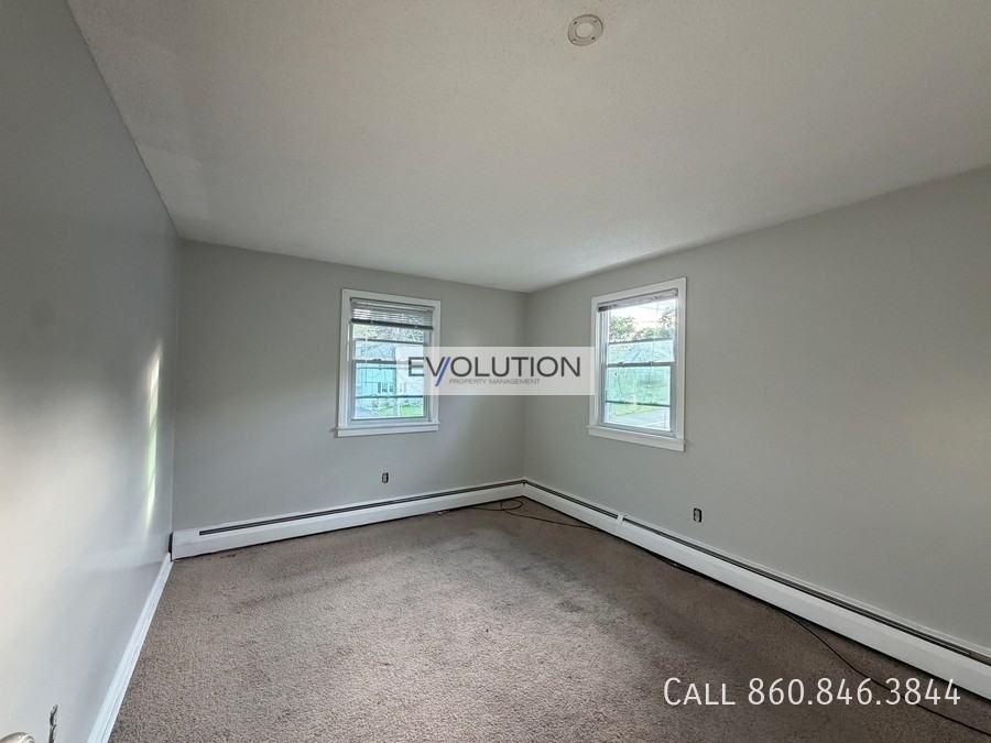 32 Dean Dr #2W - Photo 6 of 13