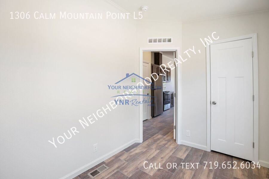 1306 Calm Mountain Pt ## L5 - Photo 7 of 9