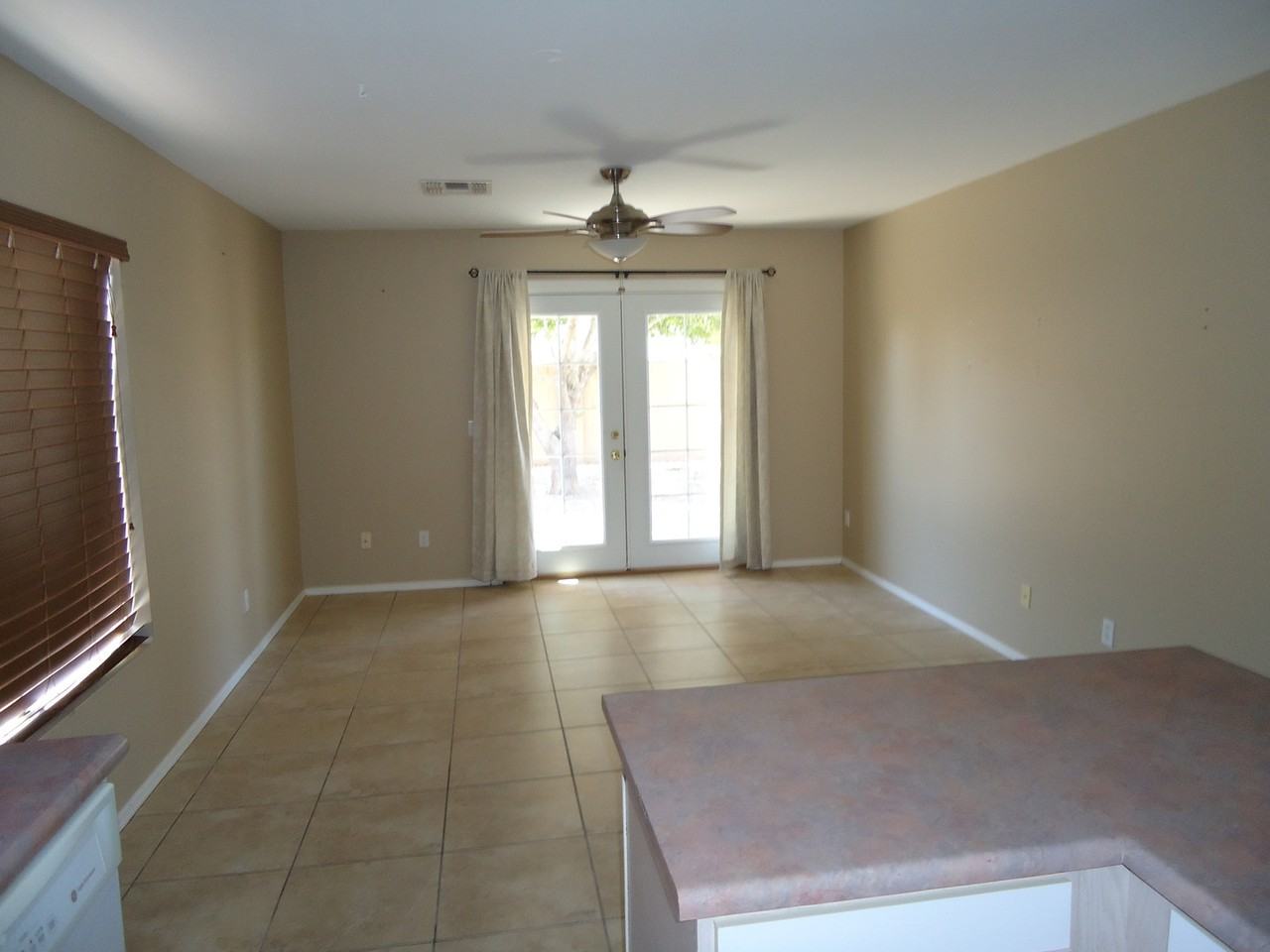 12001 W Scotts Dr - Photo 6 of 17