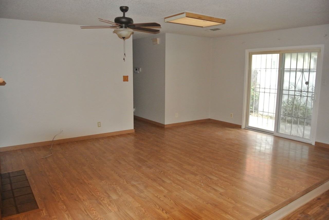2116 Manzanita Way #B - Photo 4 of 14