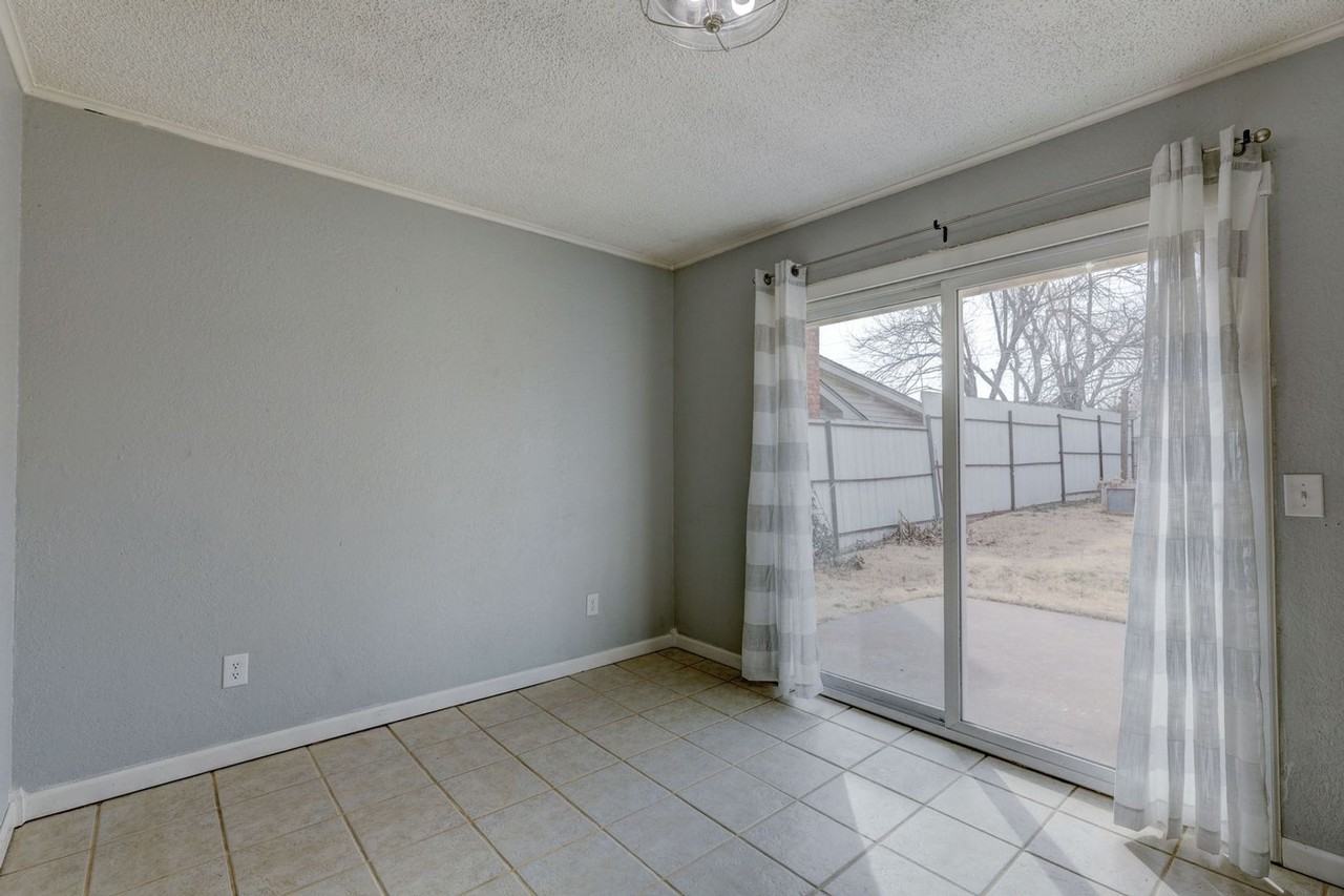 8544 Sw 75th St - Photo 3 of 15