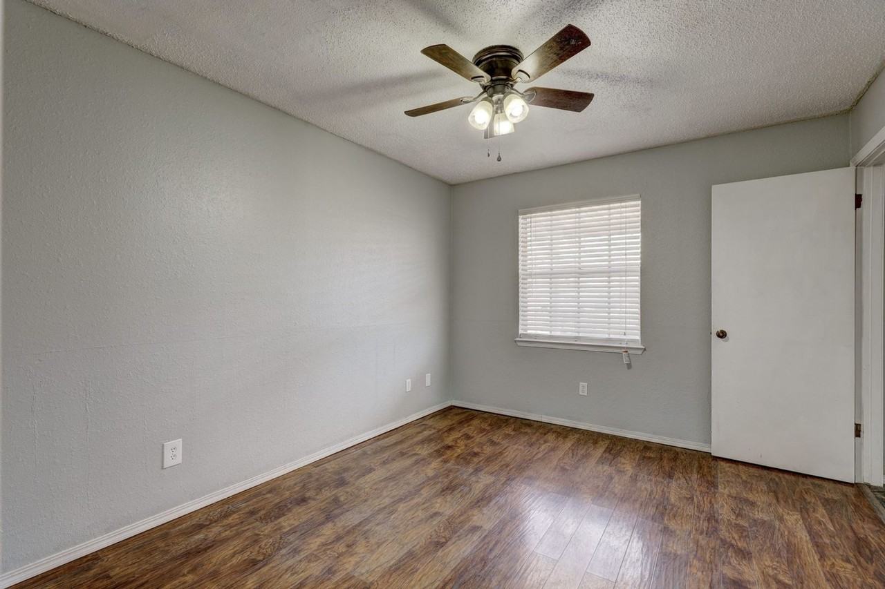 8544 Sw 75th St - Photo 7 of 15