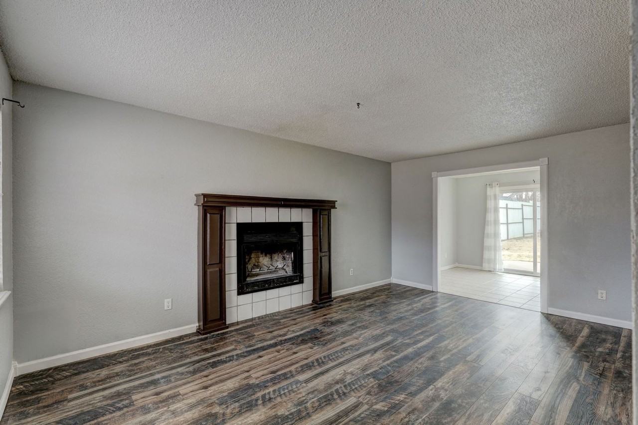8544 Sw 75th St - Photo 2 of 15