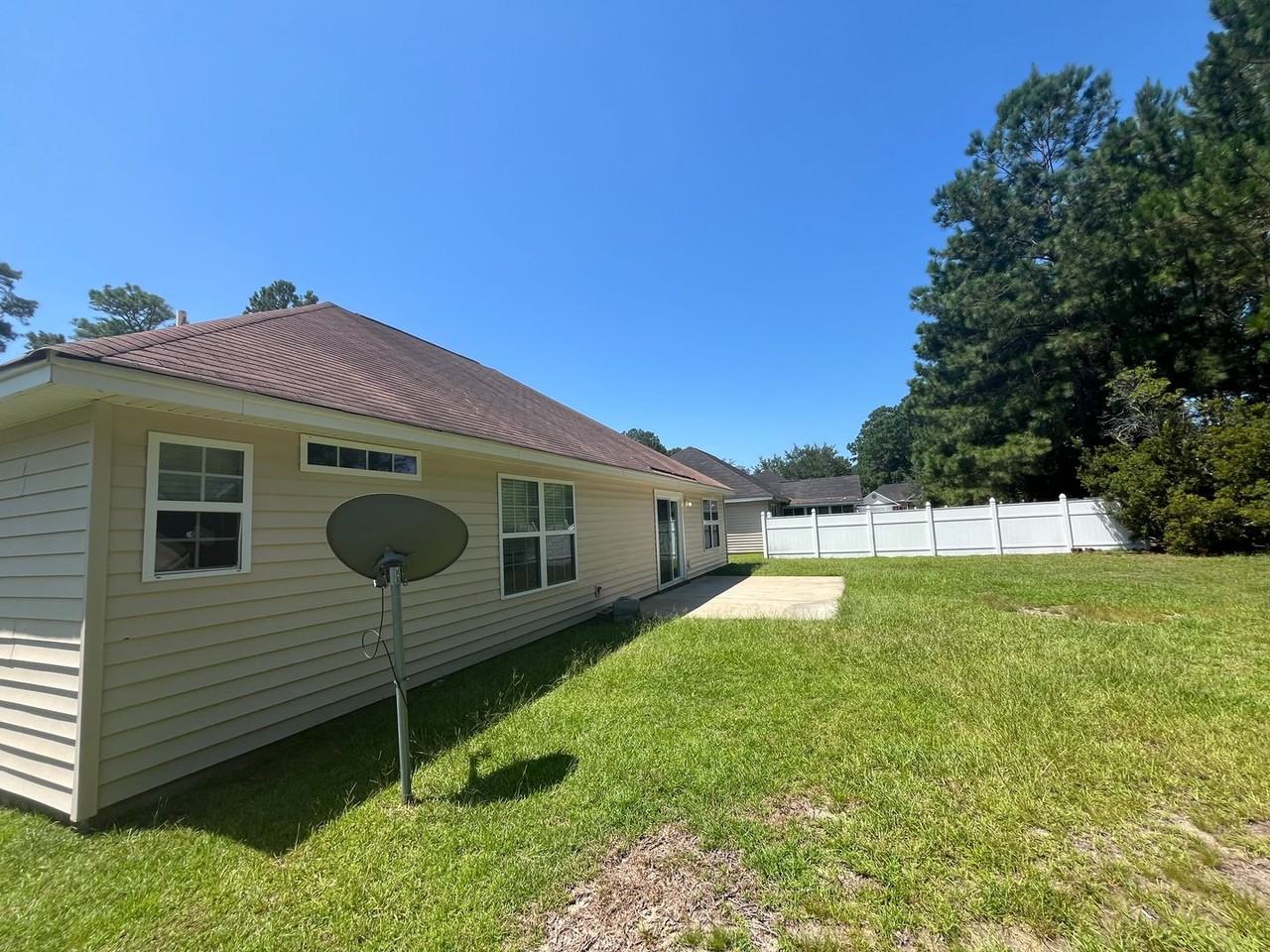 128 Arbor Village Dr - Photo 2 of 19