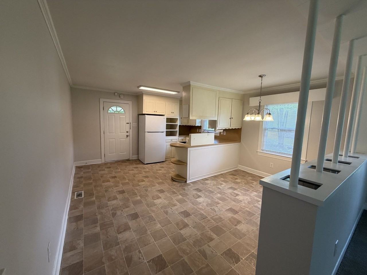 281 Alcove Rd - Photo 4 of 9