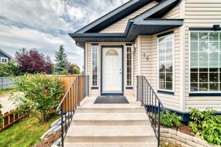 16 Coville Cres Ne - Photo 1 of 1