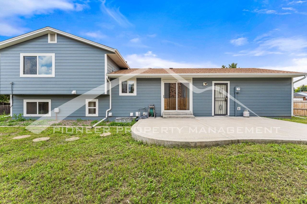 5063 W 70th Pl - Photo 2 of 22