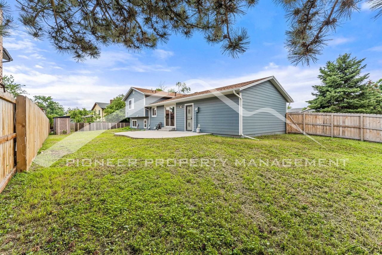 5063 W 70th Pl - Photo 3 of 22