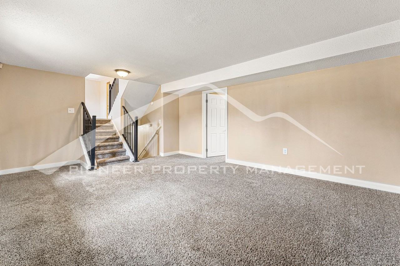 5063 W 70th Pl - Photo 5 of 22