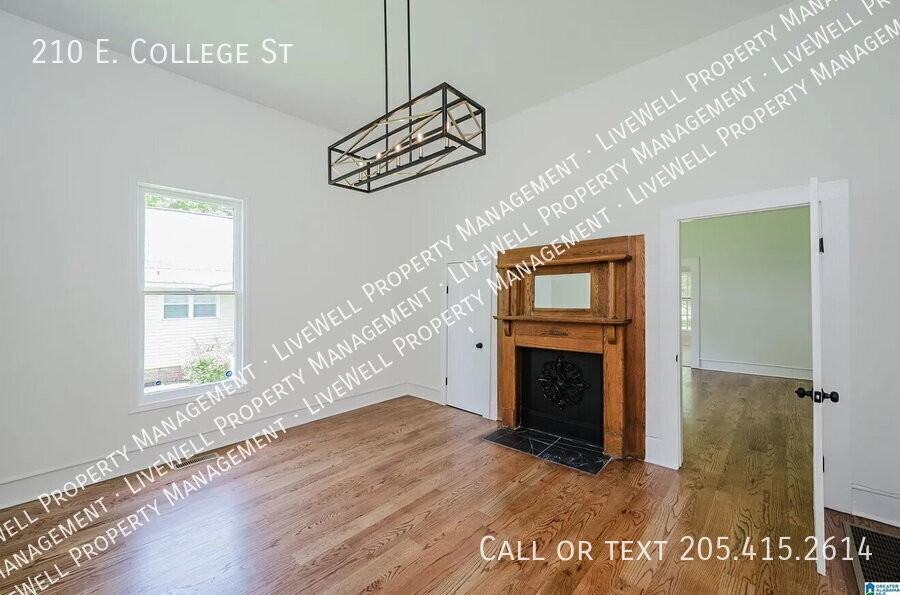 210 E College St - Photo 3 of 20