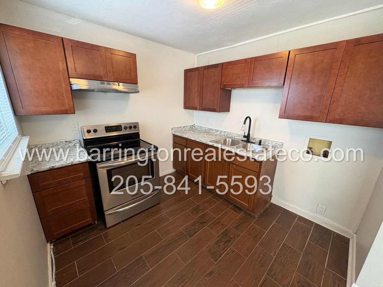 1116 Hall St #G - Photo 2 of 6